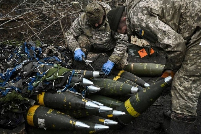 EU đang gặp vấn đề về đạn pháo cấp cho Ukraine