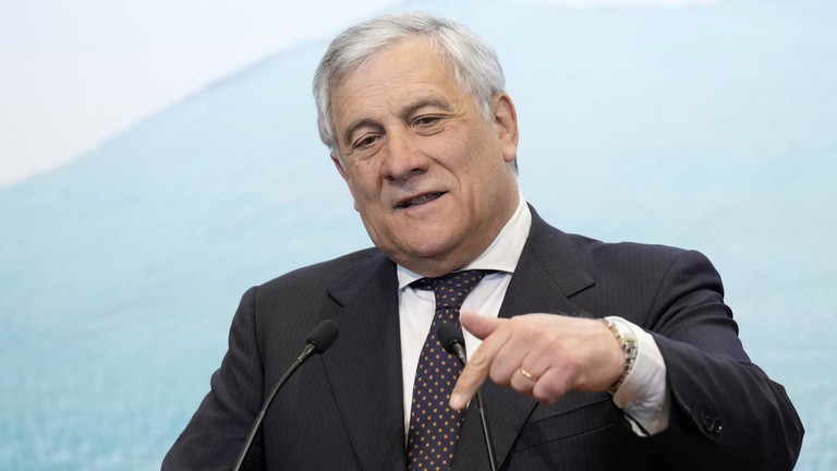 Ngoại trưởng Italy Antonio Tajani