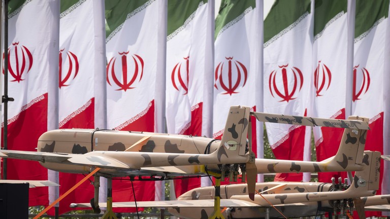 Tên lửa và máy bay không người lái của Iran