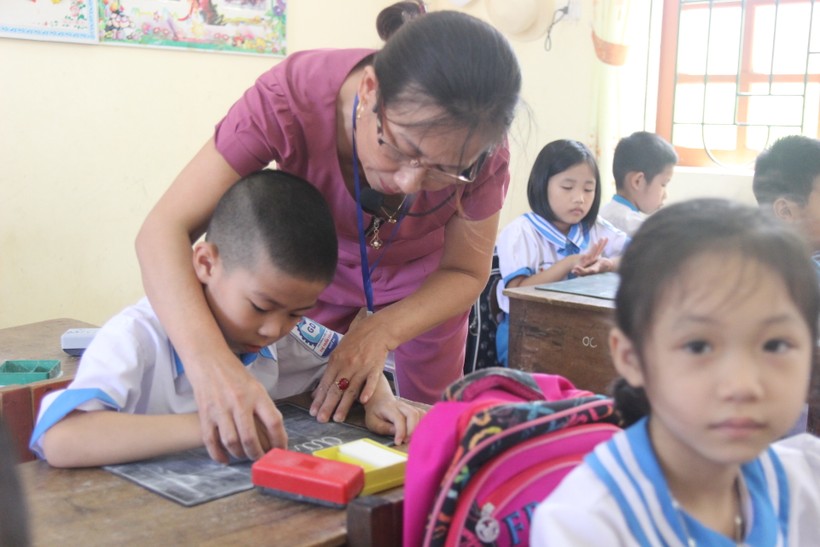 UBND tỉnh Nghệ An đã thông qua văn bản về việc tổ chức dạy học 2 buổi/ngày ở Tiểu học