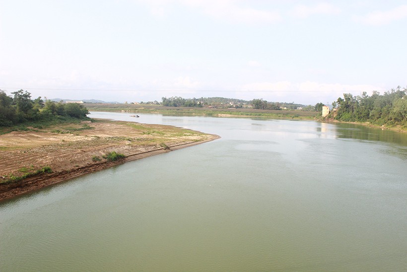 Sông Lam đoạn chảy qua địa phận huyện Thanh Chương, Nghệ An