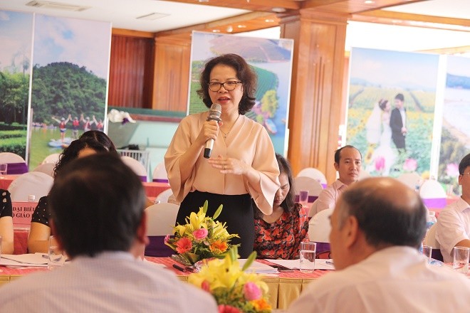 Bà Nguyễn Thị Tiến - Phó GĐ Sở GD&ĐT Bắc Giang phát biểu ý kiến