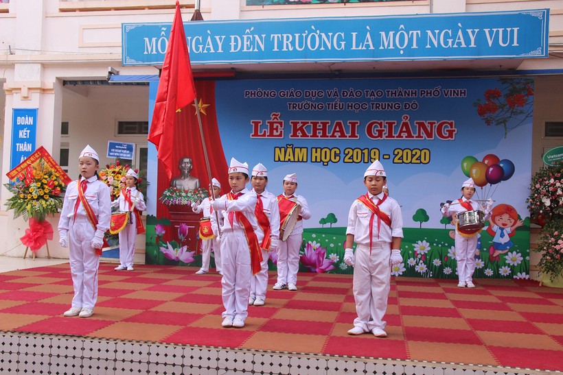 Hơn 180 trường học tại Nghệ An tổ chức khai giảng muộn vào ngày 9/9, cũng là ngày thứ 2 đầu tuần.