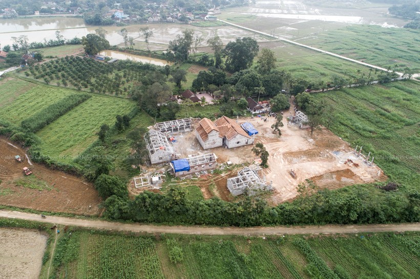 Chùa Linh Sâm xây dựng xâm lấn vào khu vực Di tích lịch sử quốc gia đền Hữu (xã Thanh Yên, Thanh Chương, Nghệ An).