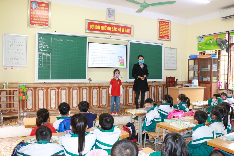 Trước tết nguyên đán, các trường học tại Nghệ An hiện vẫn đang dạy học bình thường.