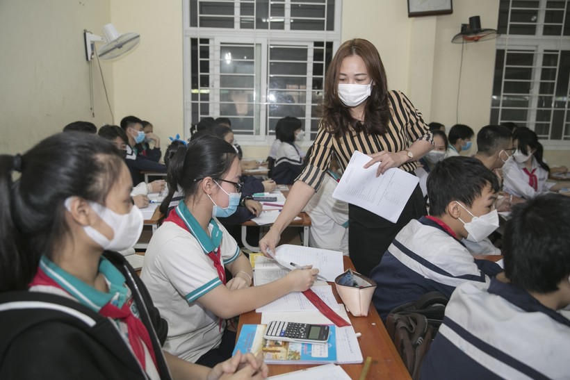 Học sinh các cấp học của Nghệ An được giảm 30% học phí hỗ trợ ảnh hưởng dịch Covid-19.