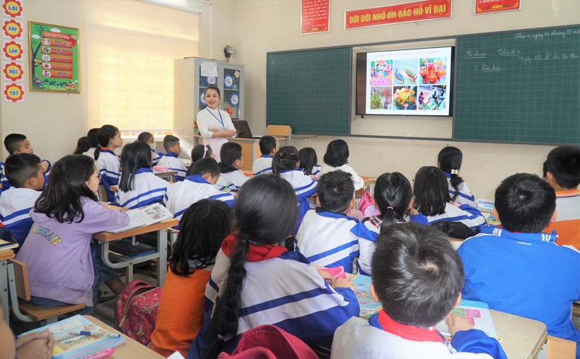 Thực hiện Chương trình GDPT 2018, các trường tiểu học tại Nghệ An có nhiều chuyển biến tích cực, cơ sở vật chất được hiện đại hóa để đáp ứng yêu cầu dạy học. Ảnh: Hồ Lài