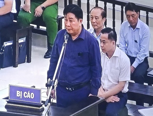 Bị cáo Bùi Văn Thành trước tòa.