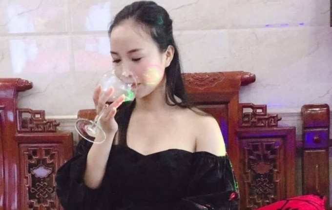 Kiều nữ Phan Thị Trang bị phát giác là "bà trùm" của đường dây đánh bạc khủng tại TP. Vinh, Nghệ An. ảnh: ANTT