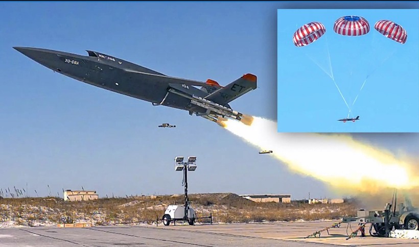 XQ-58A Valkyrie rời bệ phóng bằng tên lửa đẩy.