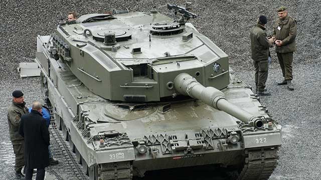 Xe tăng Leopard 2 của Ba Lan.
