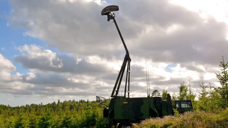Hệ thống radar PS-70.