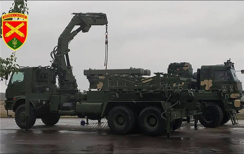 Ukraine triển khai chiến đấu hệ thống MBRL do Rokestan sản xuất được tích hợp trên khung gầm xe Kamaz của Nga.