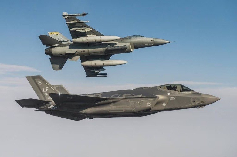 Mỹ không muốn chuyển cả F-16 và F-35 dù đã nhận tiền từ Thổ Nhĩ Kỳ.