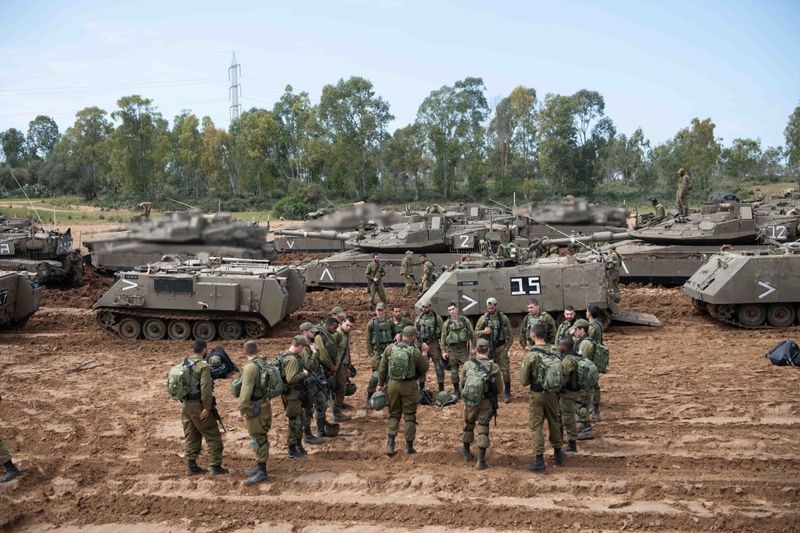 Lực lượng IDF chuẩn bị cho cuộc chiến trên bộ tại Gaza.