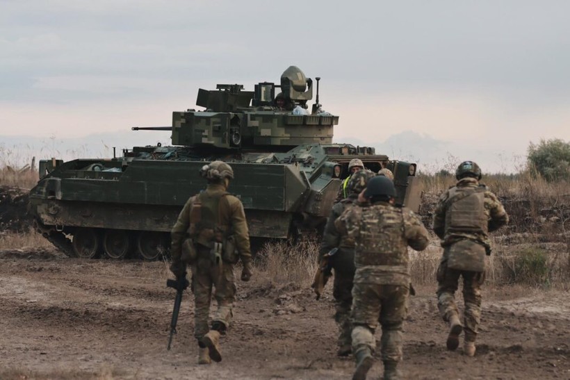 Xe thiết giáp chiến đấu Bradley tại Ukraine.