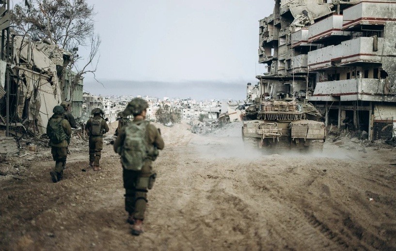 Quân đội Israel tấn công Dải Gaza ngày 1/1/2024.