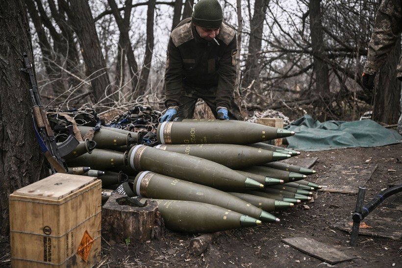 Xung đột Ukraine đã khiến phương Tây hao tiền tốn của.