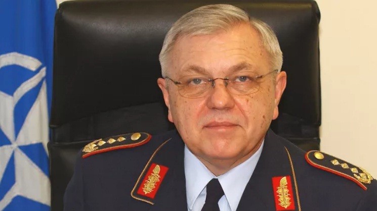 Tướng Harald Kujat từng đảm nhận cương vị Chủ tịch ủy ban quân sự NATO.
