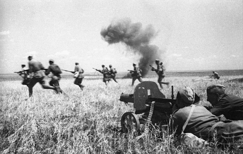 Hồng quân Liên Xô giải phóng Crimea tháng 5 năm 1944.