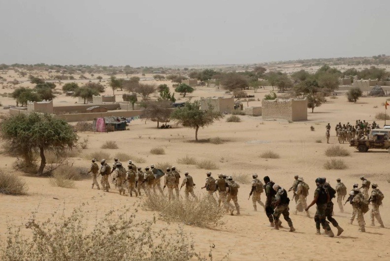 Quân đội Chad và Nigeria trong một cuộc tập trận cùng lực lượng Mỹ.