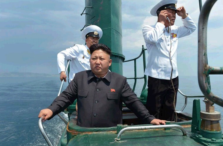 Triều Tiên lộ diện tàu ngầm phi hạt nhân