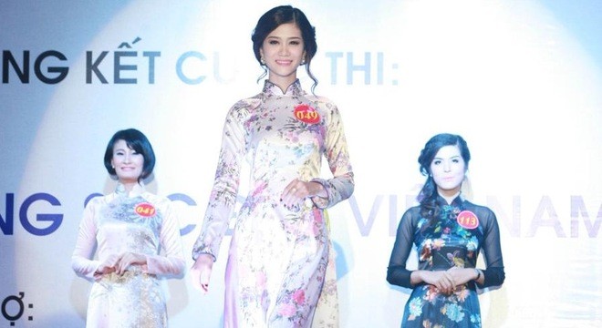 "Nữ hoàng sắc đẹp Việt Nam: Giám khảo cũng sốc