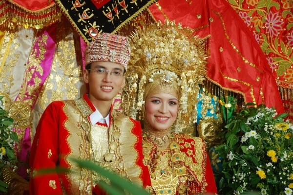 Thăm tộc người Việt cổ giàu có và phồn vinh tại Indonesia