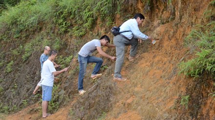 Phát hiện di tích mới trên cao nguyên đá Đồng Văn