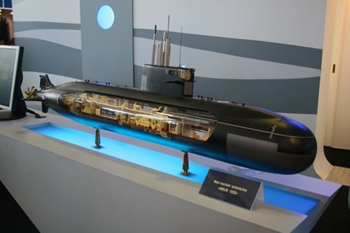 Mô hình tàu ngầm phi hạt nhân Amur 1650.