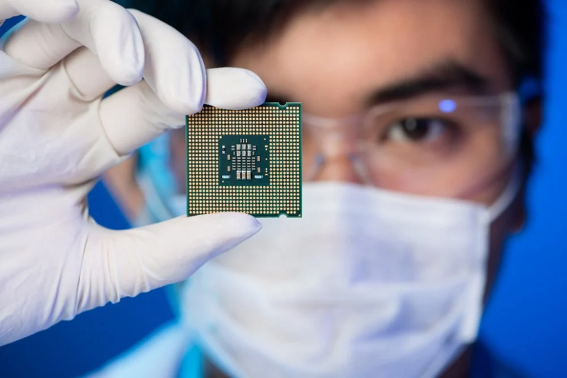 Mỹ cấm bán công nghệ chip tiên tiến nhất nhưng công ty Trung Quốc lợi hại xoay chuyển dùng chip cũ.