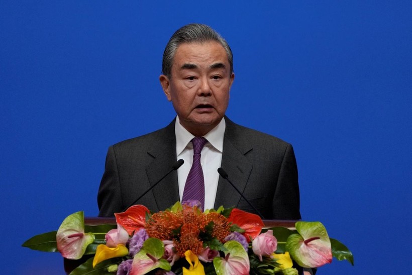 Ngoại trưởng Trung Quốc Vương Nghị phát biểu tại Kỷ niệm 45 năm quan hệ ngoại giao Trung-Mỹ ở Nhà khách Điếu Ngư Đài ở Bắc Kinh, Trung Quốc. Ảnh: Reuters