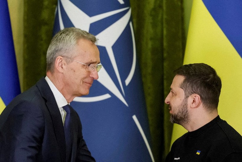 Mỹ và Đức chưa muốn dùng đến kịch bản đưa Ukraine gia nhập NATO.