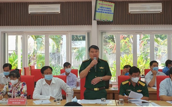  Đại tá Nguyễn Thế Anh - Chỉ huy trưởng Bộ Chỉ huy Bộ đội Biên phòng Kiên Giang phát biểu tại buổi làm việc (Ảnh: Cổng TTĐT Kiên Giang).