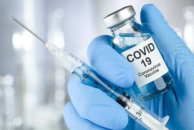 Đại dịch Covid–19: Kiến nghị chiến lược tiêm vắc xin hiệu quả cao trong điều kiện thiếu vắc xin