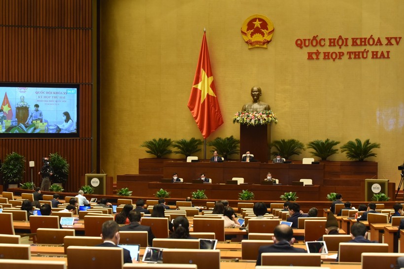 Quốc hội thảo luận trực tuyến về Dự thảo Luật Cảnh sát Cơ động. Ảnh: Quang Khánh