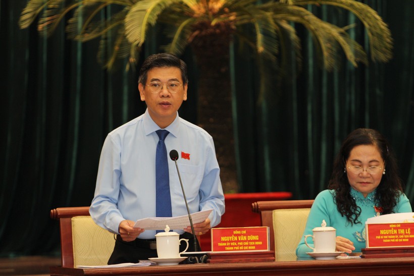 Tân Phó Chủ tịch UBND TPHCM Nguyễn Văn Dũng tại kỳ họp HĐND TPHCM ngày 11/11. (Ảnh: Thành Nhân)