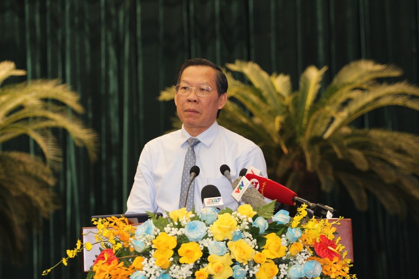Chủ tịch UBND TPHCM Phan Văn Mãi phát biểu khai mạc hội nghị. (Ảnh: Thành Nhân)