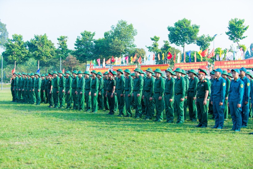 Lực lượng vũ trang Đồng Nai tại lễ ra quân huấn luyện năm 2024. (Ảnh: Phúc Minh)