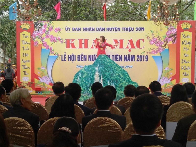 Huyện Triệu Sơn khai mạc Lê hội Đền Nưa - Am Tiên 2019.