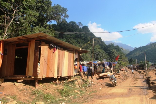 Một ngôi nhà tạm của người dân bản Poọng, xã Tam Chung (Mường Lát,Thanh Hóa) sau trận lũ quét 2018.