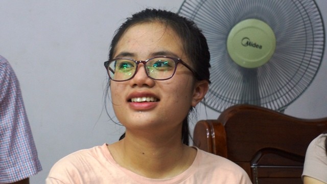 Nguyễn Khánh Linh - cô gái "vàng" Vật lý Việt Nam.