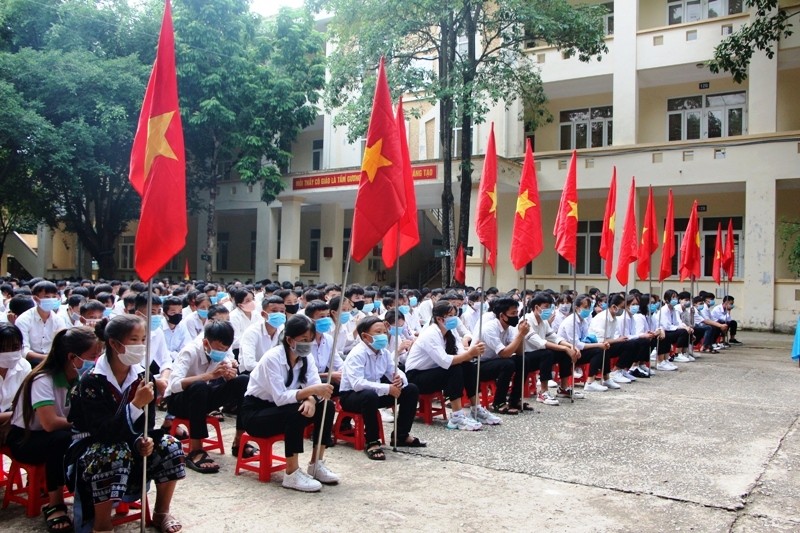 Hơn 260 người dự tuyển đã được công nhận là viên chức ngành giáo dục để dạy  học sinh THPT ở tỉnh Thanh Hóa.