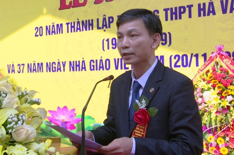 Tiến sĩ Hoàng Văn Thi.