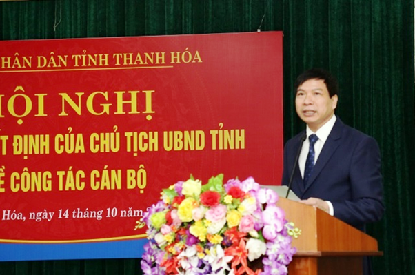 Ông Trần Văn Thức vừa được Chủ tịch UBND tỉnh bổ nhiệm giữ chức vụ Giám đốc Sở GD&ĐT Thanh Hóa. 
