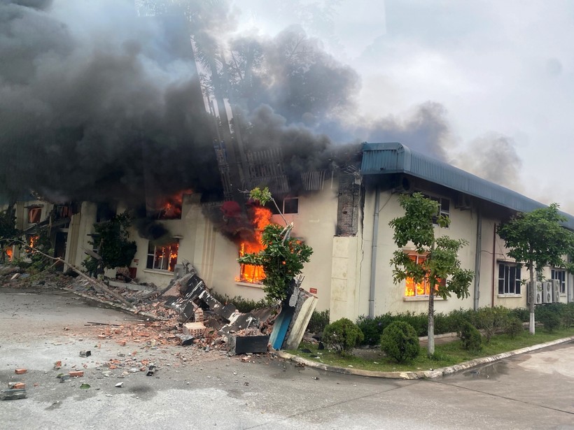 Cháy lớn xảy ra tại Công ty TNHH IVORY, có địa chỉ tại xã Thọ Vực, huyện Triệu Sơn (Thanh Hóa).