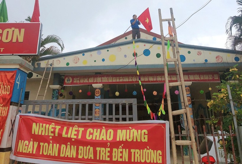 Một điểm trường Mầm non xã Nhi Sơn, huyện biên giới Mường Lát chuẩn bị để đón trẻ đến trường vào sáng 20/9.