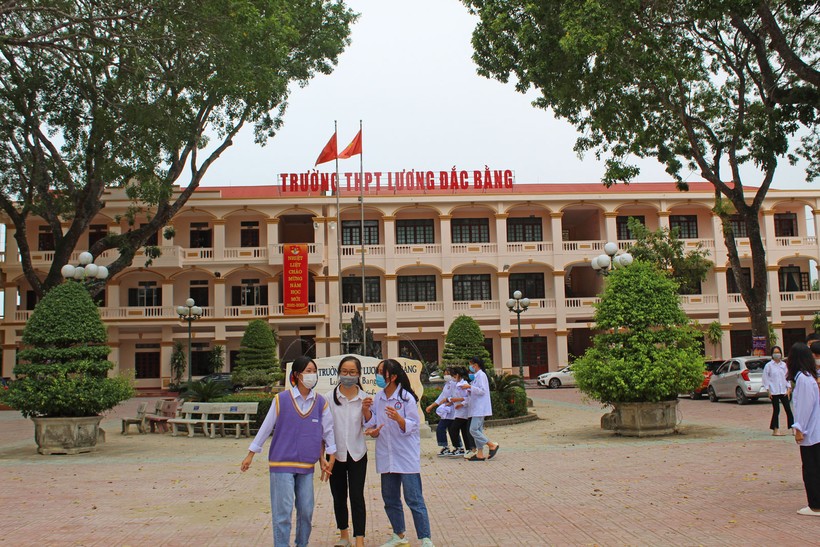 Trường THPT Lương Đắc Bằng (huyện Hoằng Hóa, Thanh Hóa).