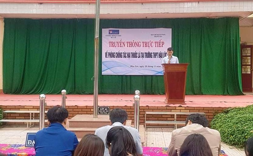 Trường THPT Hậu Lộc 1 (Thanh Hóa) tổ chức tuyên truyền phòng chống tác hại thuốc lá.