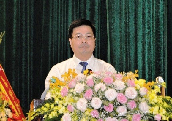 Ông Đinh Xuân Hướng - Bí thư Huyện ủy Như Thanh (Thanh Hóa) đã bị đình chỉ sinh hoạt Đảng. 